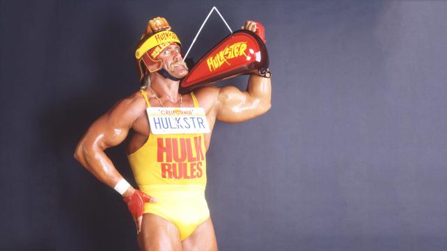 Hulk-Hogan-Fist-Helmet.jpg