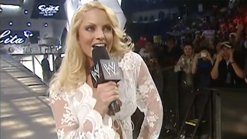 Trish Stratus