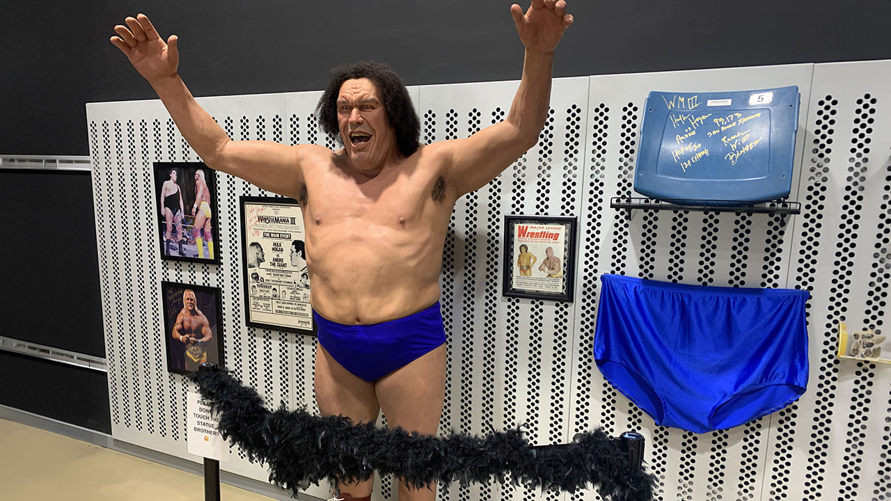 Hulk Hogan Wrestling Shop Pigeon Forge