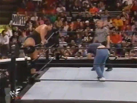 Big Show Squashes Brooklyn Brawler