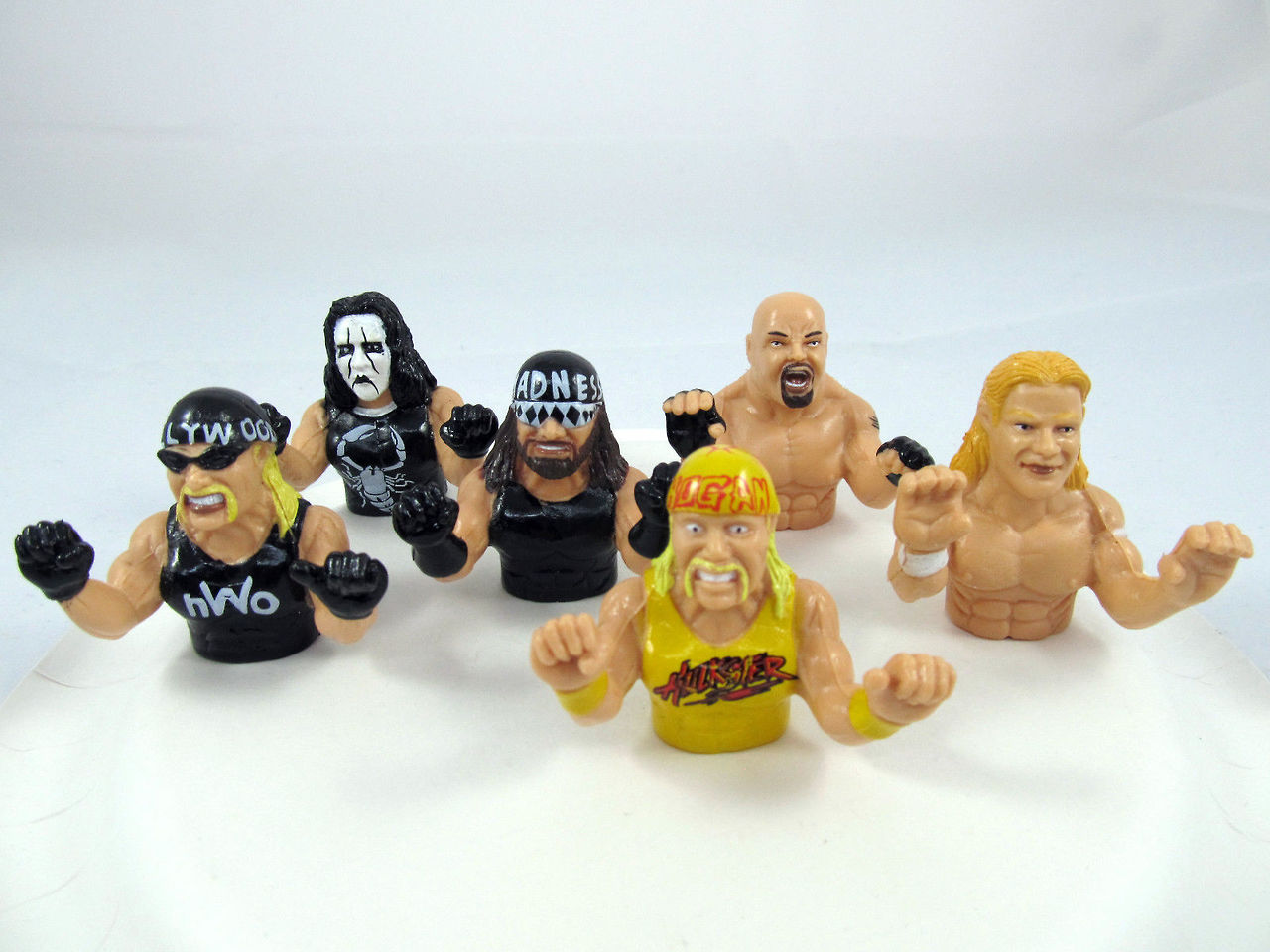 WCW Thumb Wrestlers