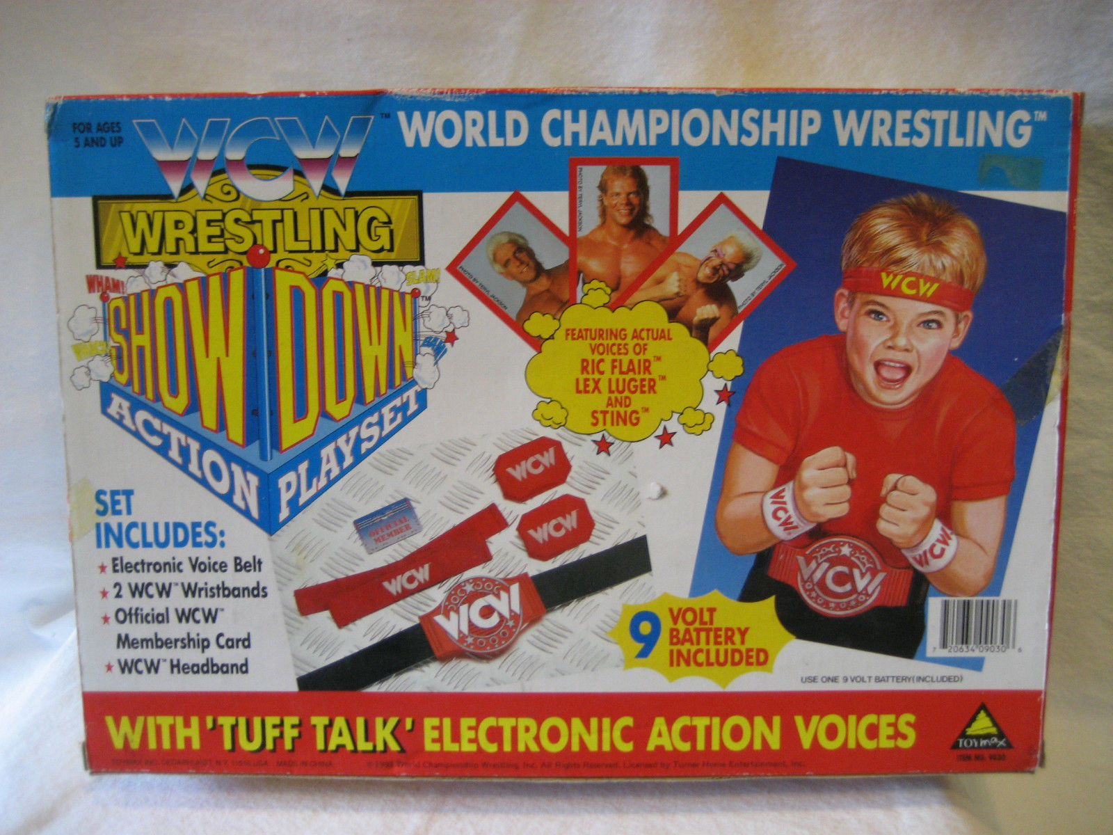 WCW Wrestling Showdown Action Playset 2