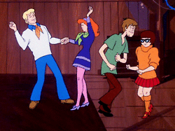 Scooby-Doo gang dancing
