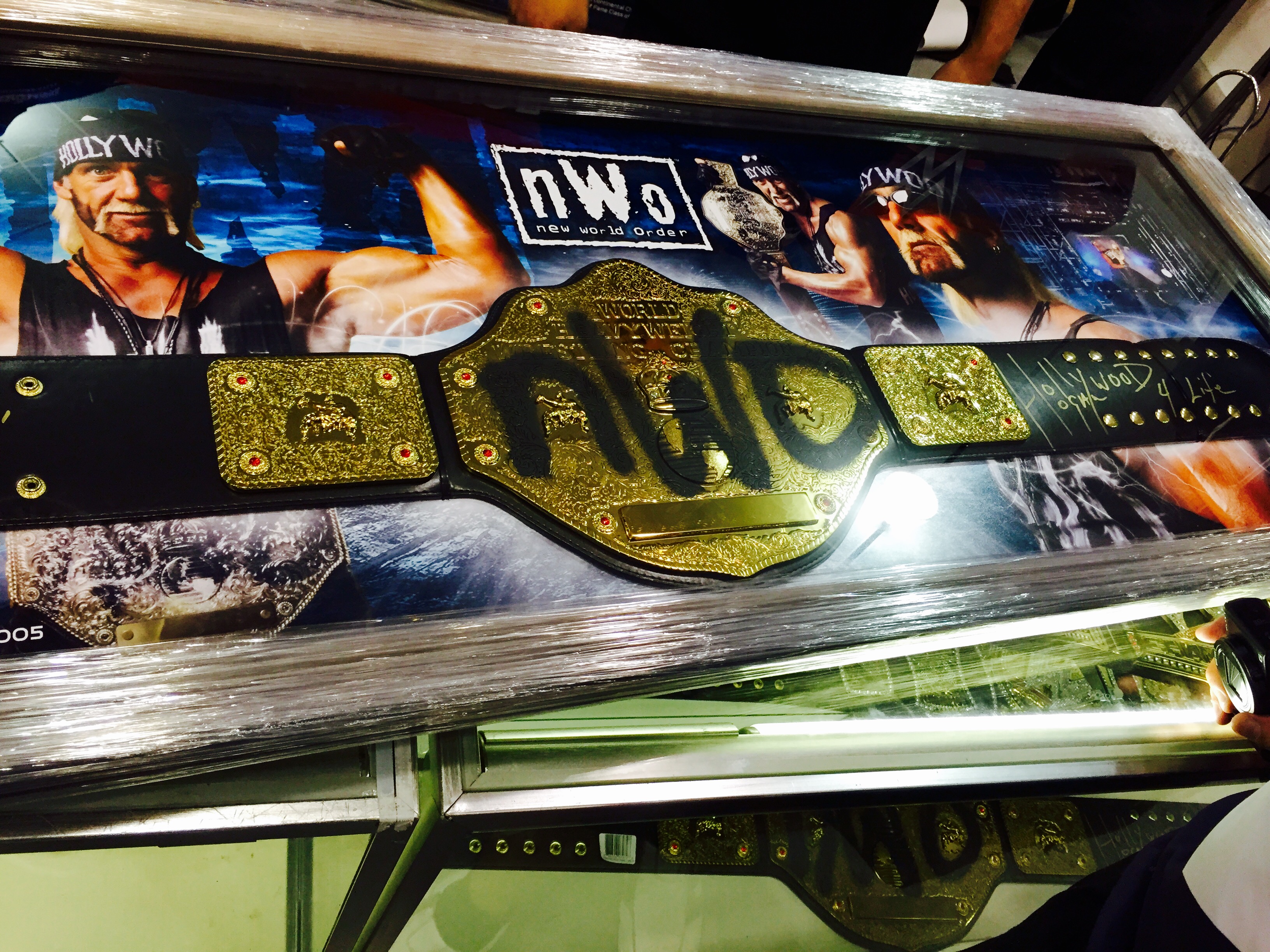 Hulk Hogan WCW World Championship NWO spraypaint spray paint belt